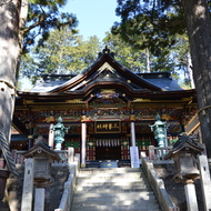 三峰神社　拝殿